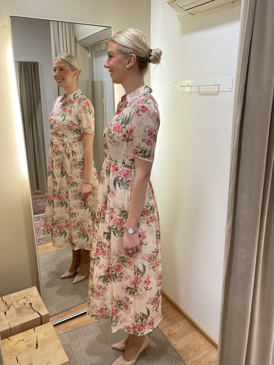 Eleria Cortes mekko, kukkakuosinen sifonki 126613