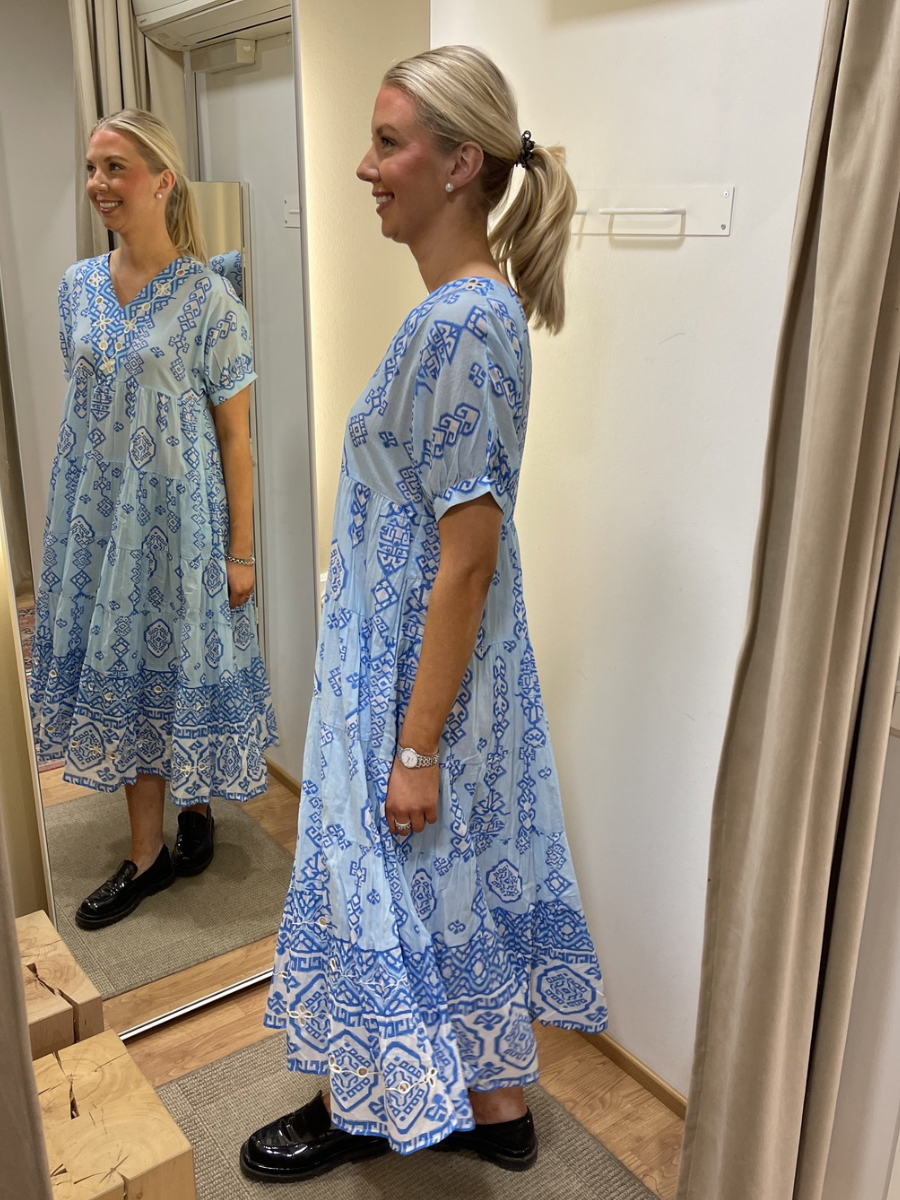 Orientique x Escape, Carla Blue Dress Midi V Layers 40139