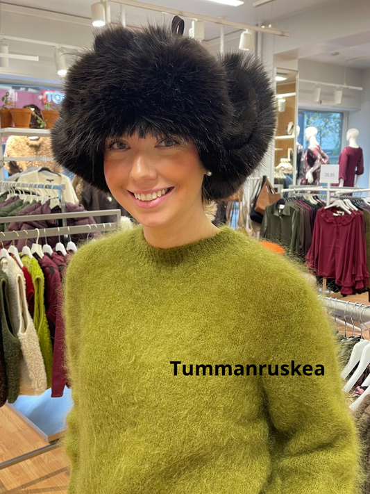 Nikita karvalakki, eri värejä