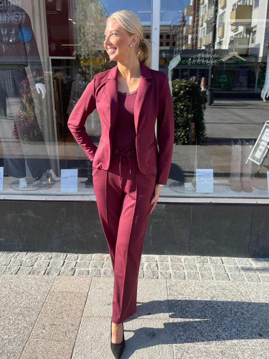 Kaffe Jenny jersey housut, eri värejä